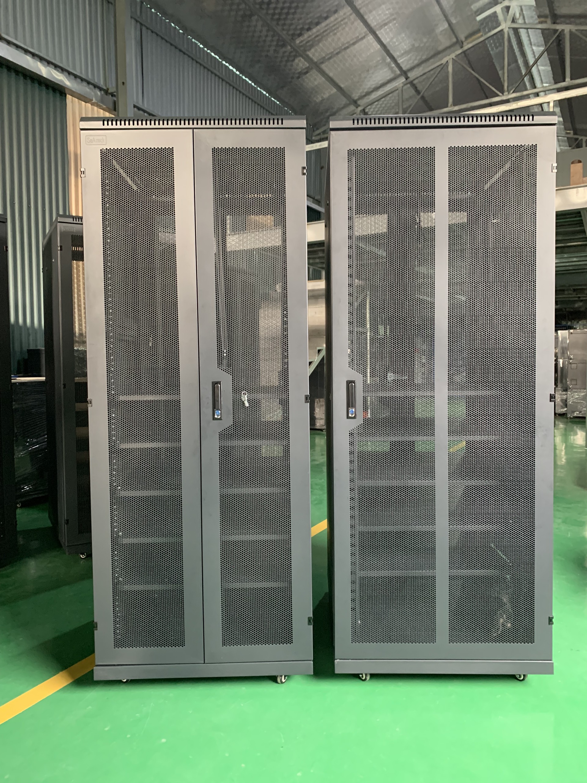 Tủ rack 48U D1000